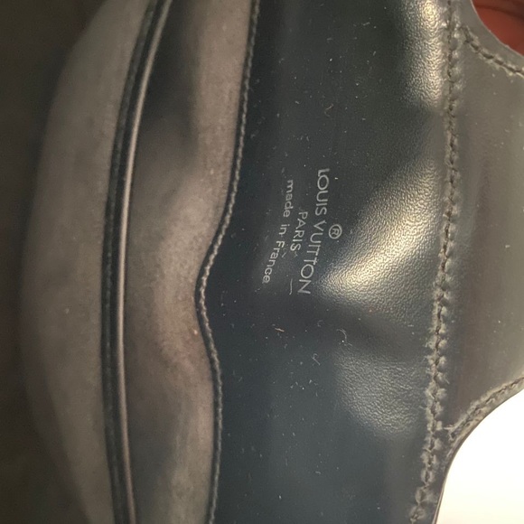 Louis Vuitton Reverie Leather Bag - Picture 10 of 16